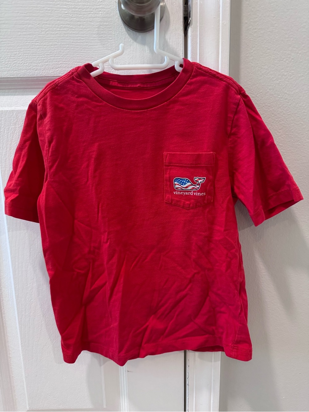 Vineyard Vines size 5 whale pocket tee